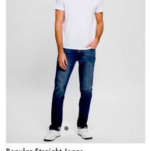 New w/o tickets Guess Blue Denim Men’s jeans size 34/30 length straight leg